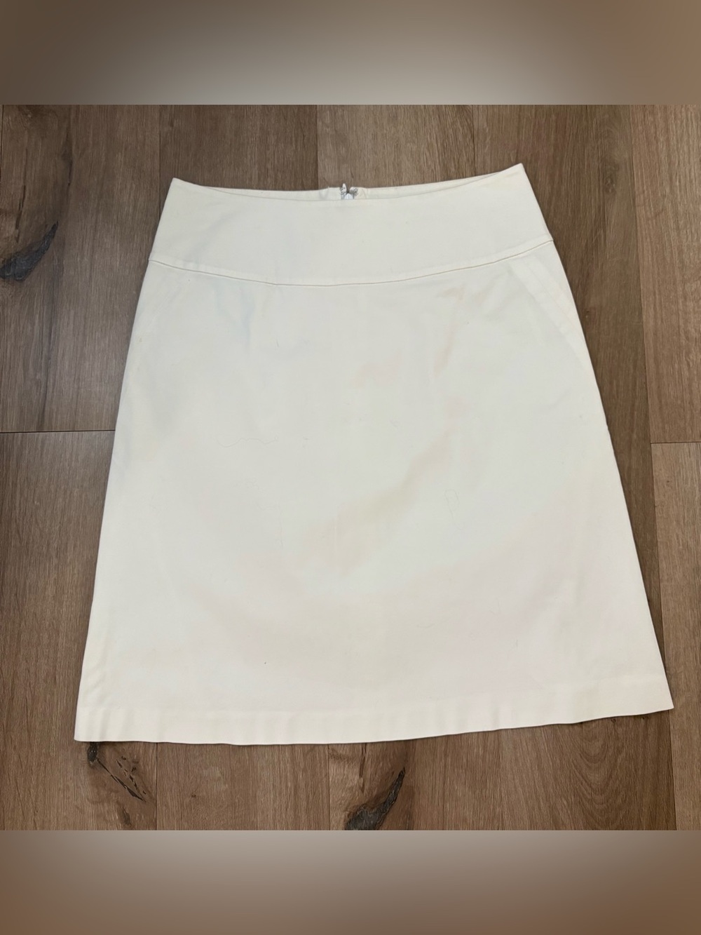 Women’s Banana Republic Stretch A-line Cotton Blend Cream Skirt - Size 0